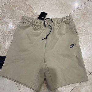 Nike New Mens Tech Fleece Beige Shorts